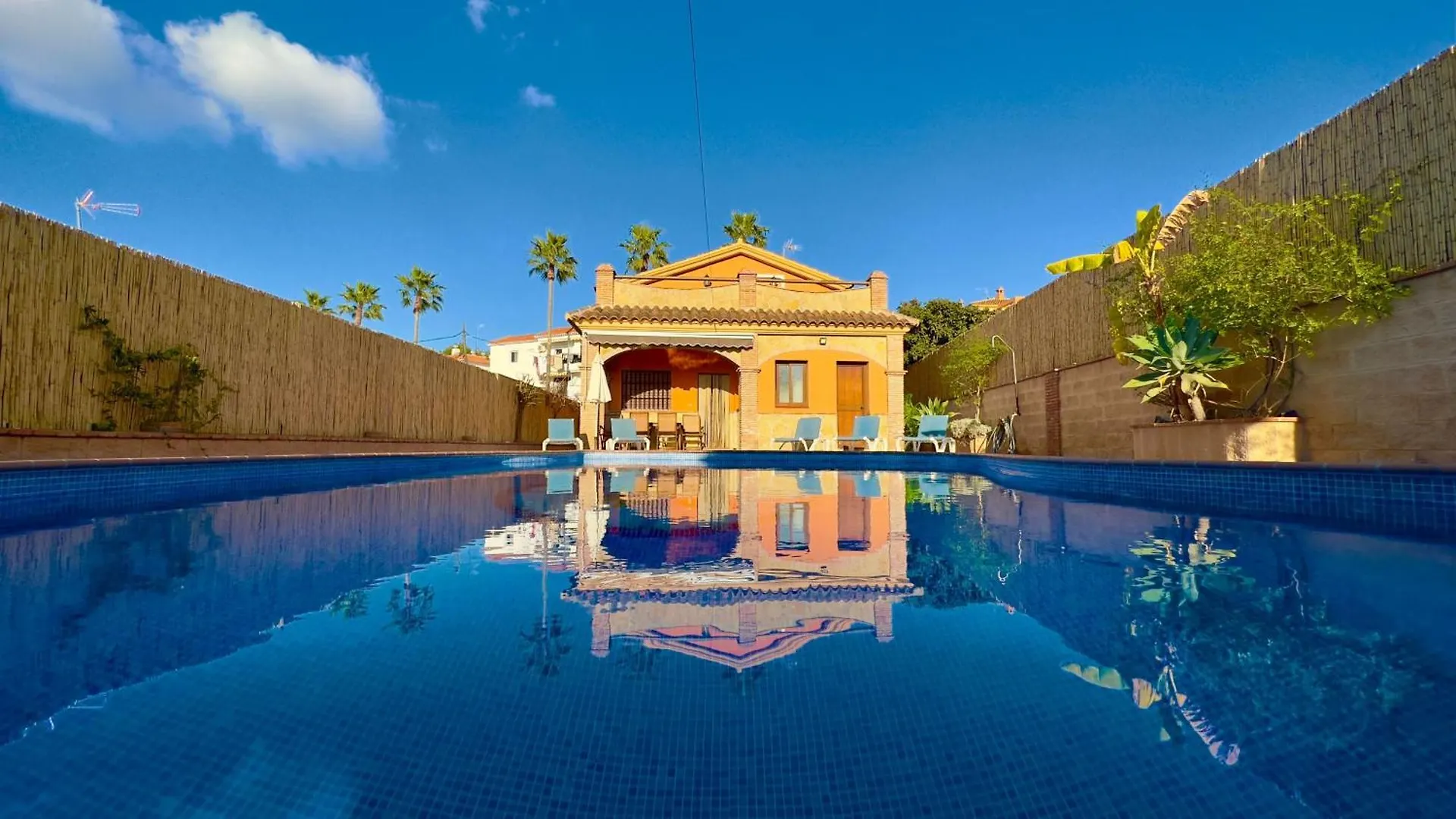 Charmantes Ferienhaus Mit Grill Und Schwimmingpool Alhaurin el Grande