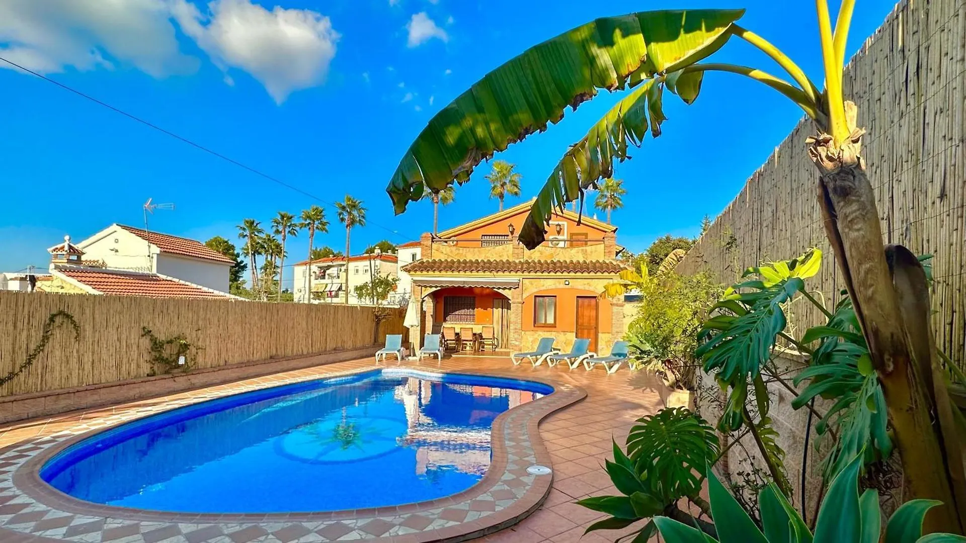 Holiday home Charmantes Ferienhaus Mit Grill Und Schwimmingpool Alhaurin el Grande